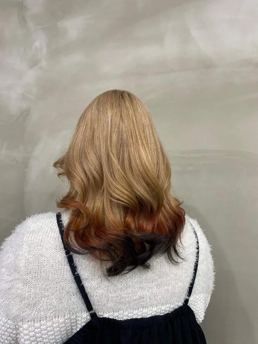 ロング カラー GRANDEUR やまだかなのヘアスタイル