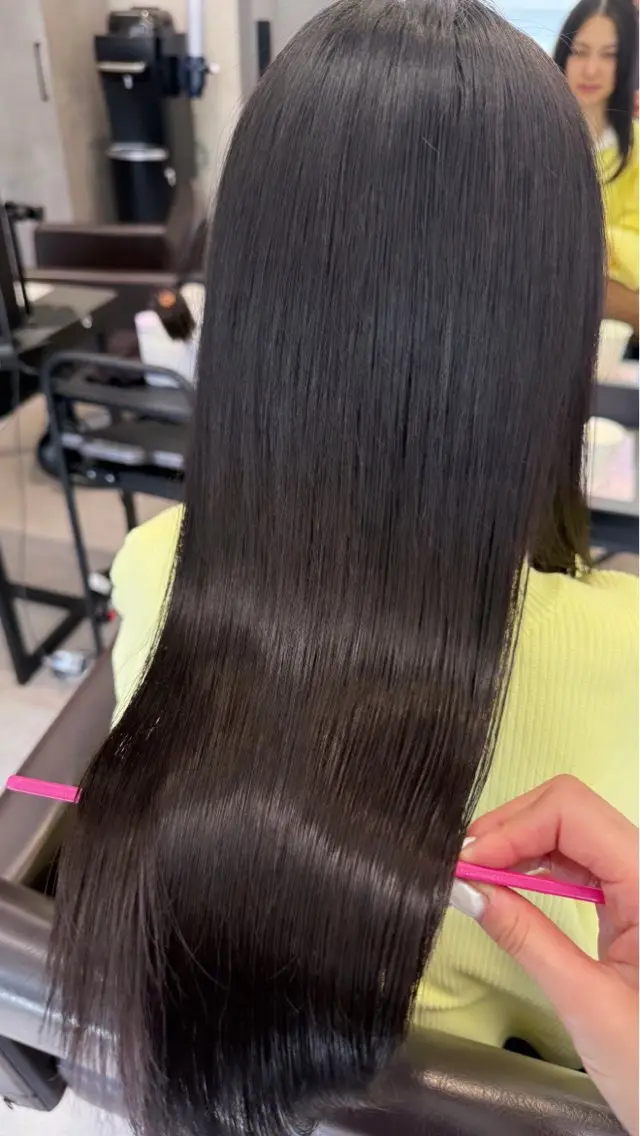 ロング 髪質改善 トリートメント カット ヘアカラー トリートメント ニシカワ ユズミのヘアスタイル
