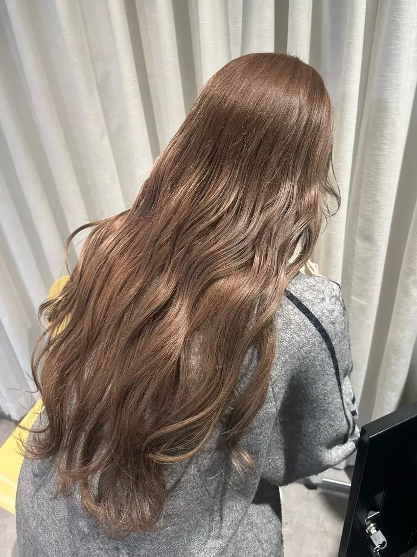 ロング カラー ヘアカラー HANAME 原宿美容室のヘアスタイル