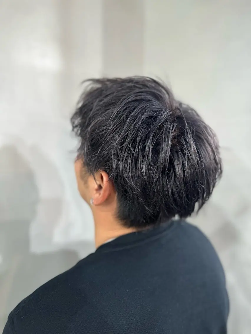 ショート カラー メンズ ダブルカラー グレージュ シルバー 山田 翔夢のヘアスタイル