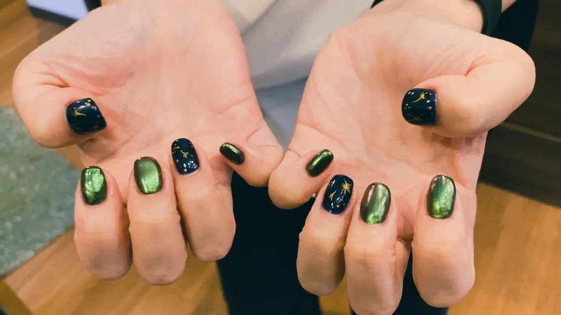ネイル アートネイル ミラーネイル ハンドネイル NAIL__ KOKOのネイルデザイン