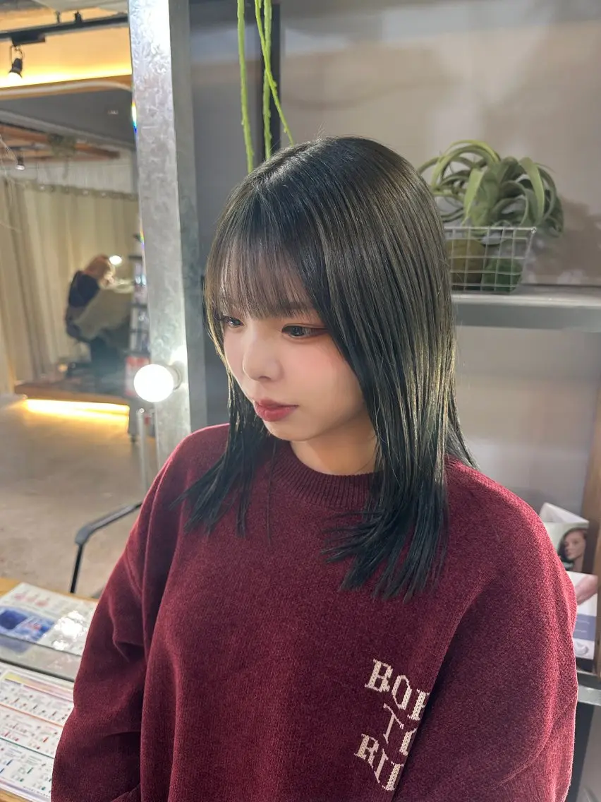 セミロング カラー 透明感カラー グレージュ オリーブグレージュ オリーブグレー オレンジ カット ヘアカラー 溜一太／似合わせ/ メンズカットのヘアスタイル