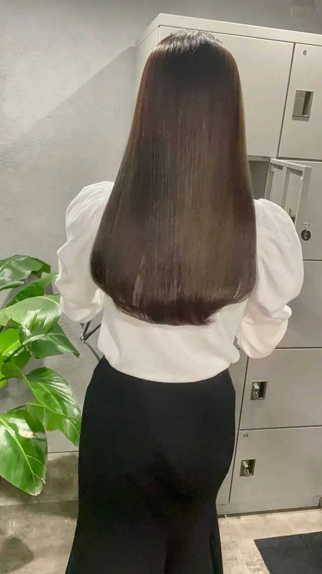 セミロング 岡田 大樹のヘアスタイル