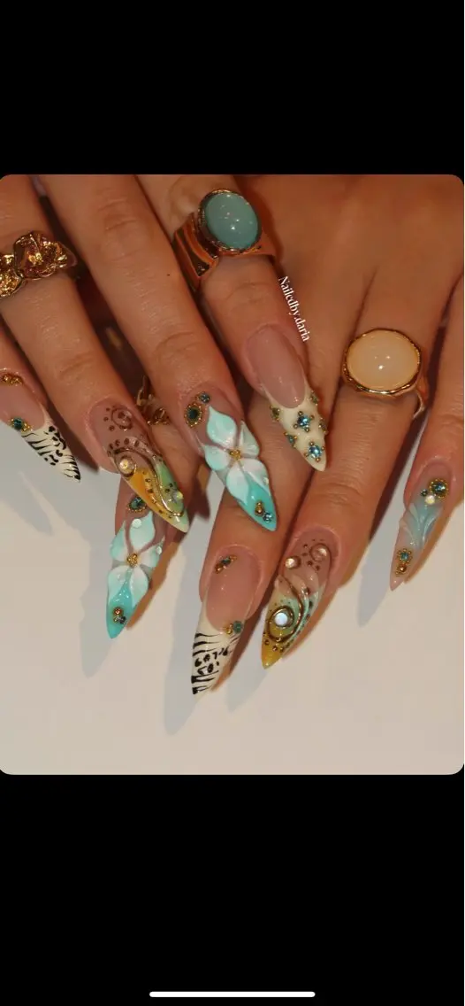 ネイル ハンドネイル NiJi Nailsのネイルデザイン