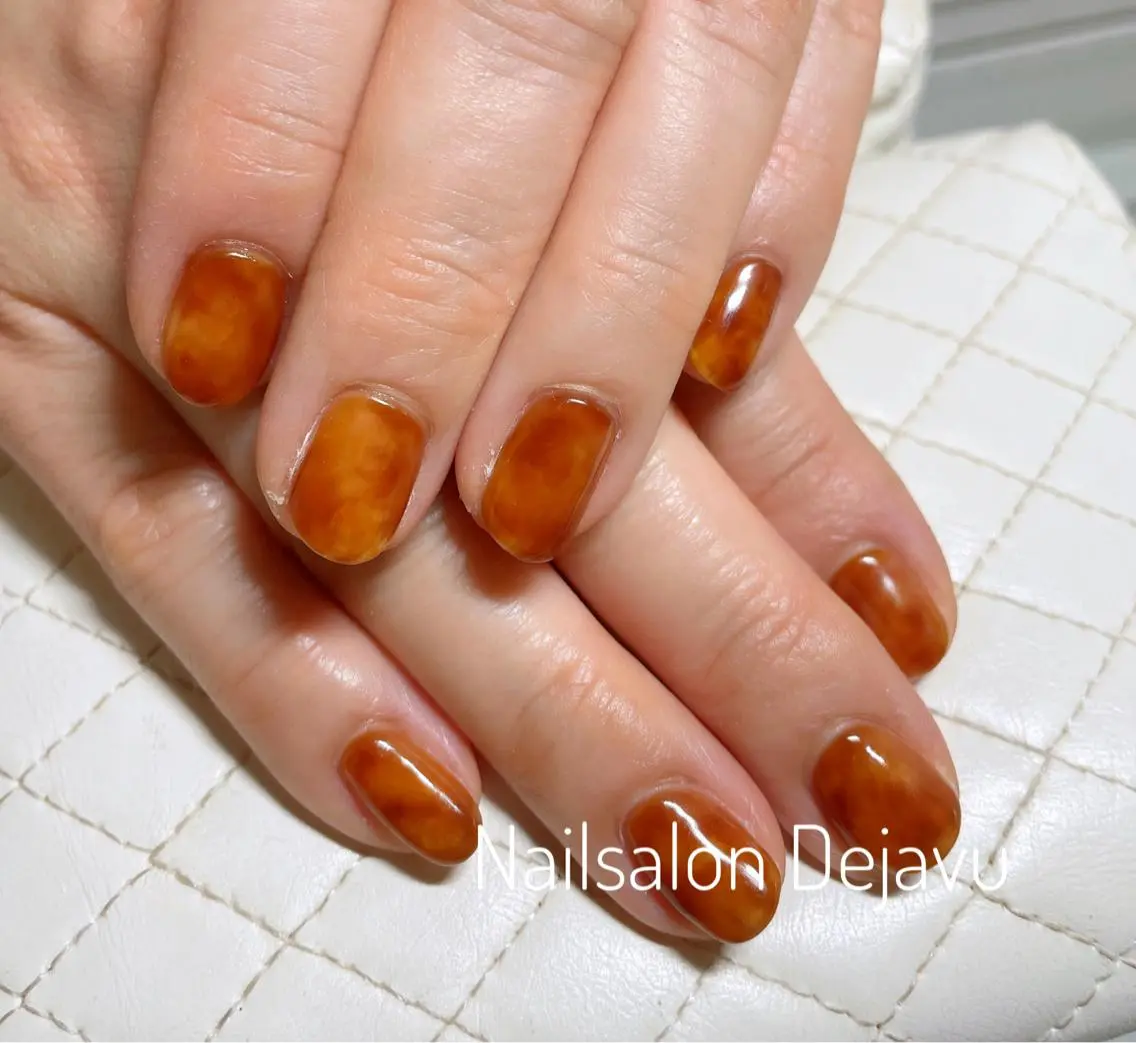 ネイル アートネイル べっ甲ネイル ジェルネイル Nail salon Dejavu 🌿のネイルデザイン