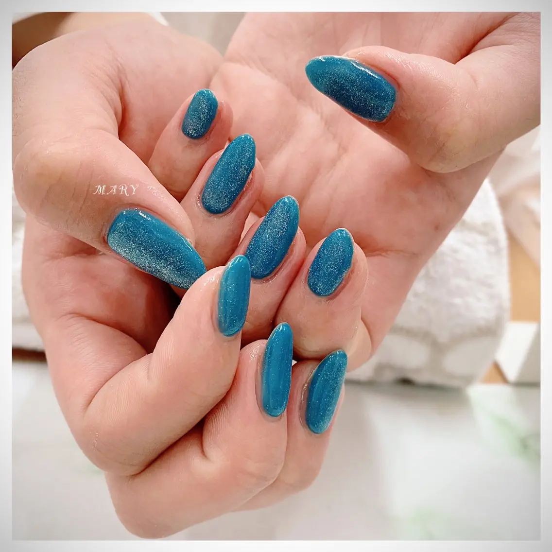 ネイル ブルー マグネットネイル ニュアンスネイル ワンカラーネイル シンプルネイル ハンドネイル Mary nail .narumiのネイルデザイン