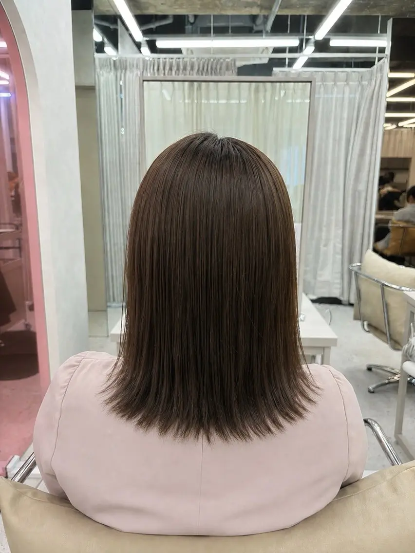 セミロング カラー 卒業式のヘアスタイル 縮毛矯正 トリートメント 縮毛矯正 トリートメント まひろ / COCOのヘアスタイル