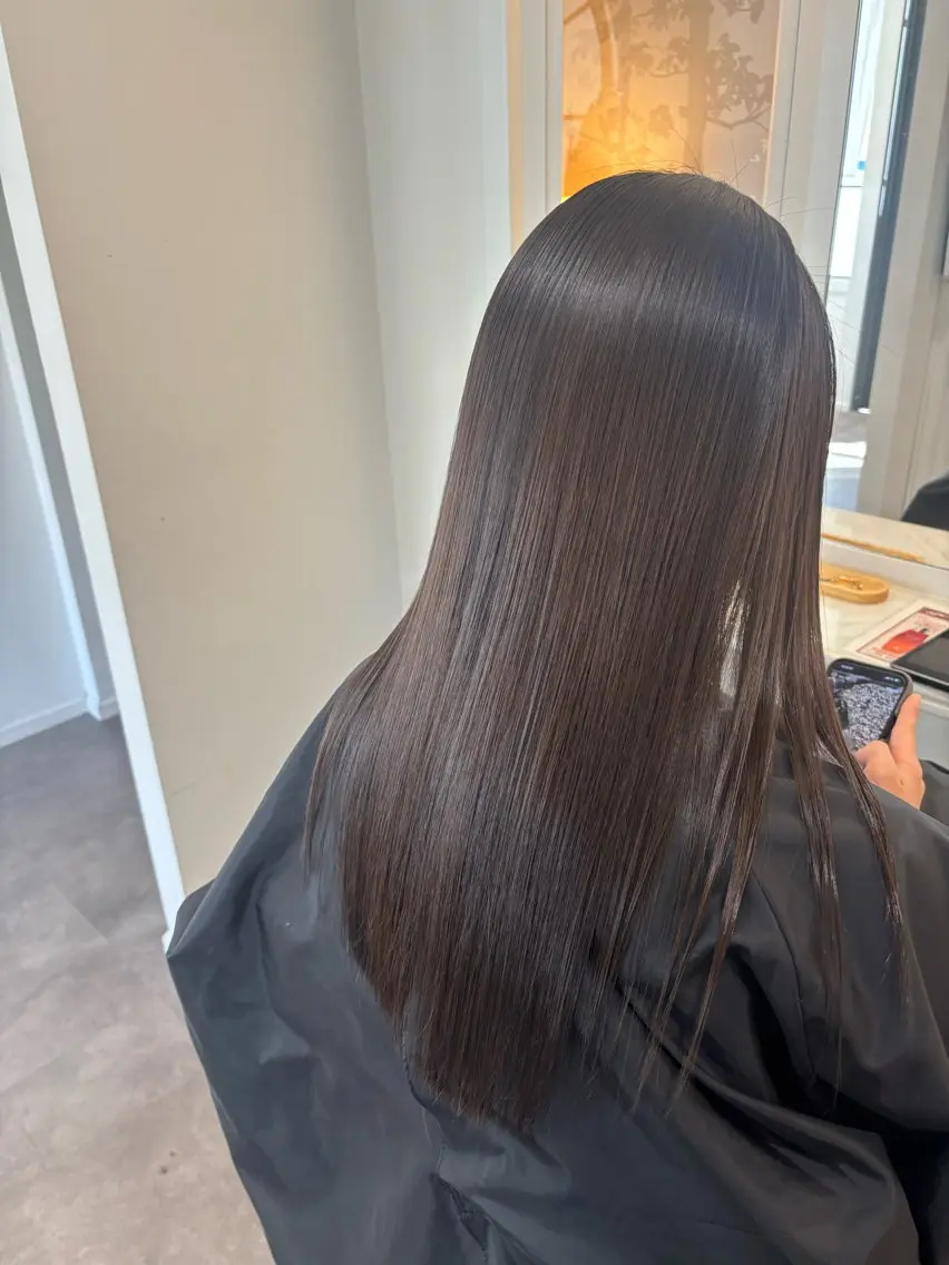 セミロング 縮毛矯正 トリートメント 似合わせhair🎀 Manaのヘアスタイル