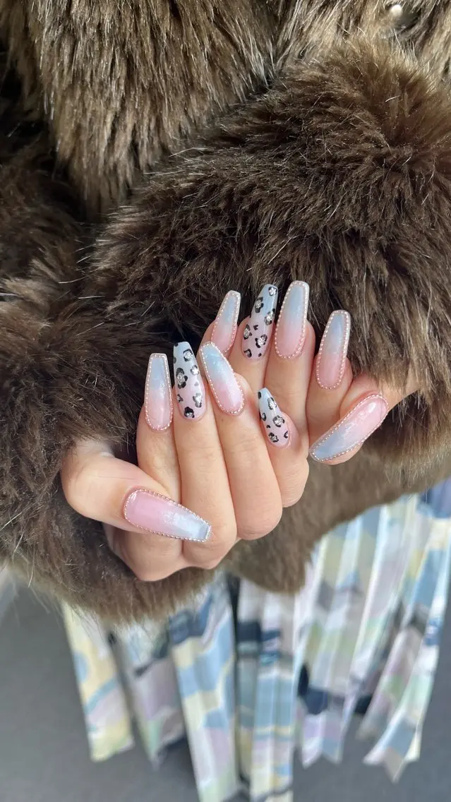 ネイル ハンドネイル フットネイル Nailsalon Fave/Rinaのネイルデザイン