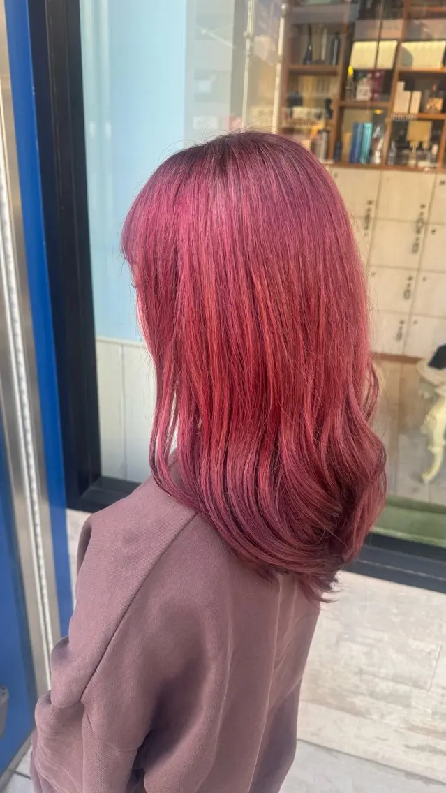 ロング カラー ブリーチ ピンクカラー レッドカラー ヘアカラー トリートメント 艶カラー👾ブリーチ なし暖色👾ユースケのヘアスタイル