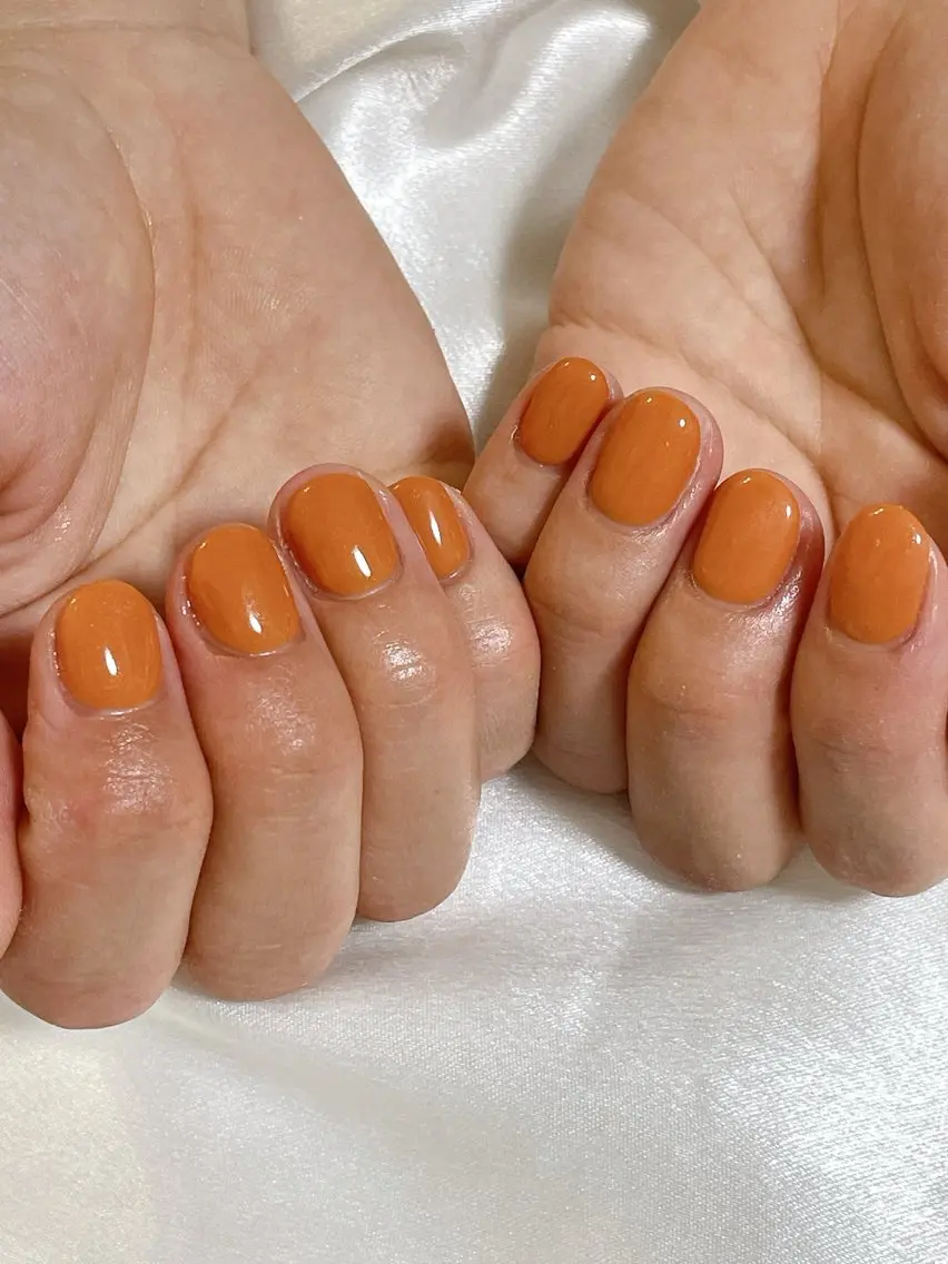 ネイル オーロラネイル フットネイル フレンチネイル ジェルネイル マグネットネイル ハンドネイル mogunail &blowのネイルデザイン