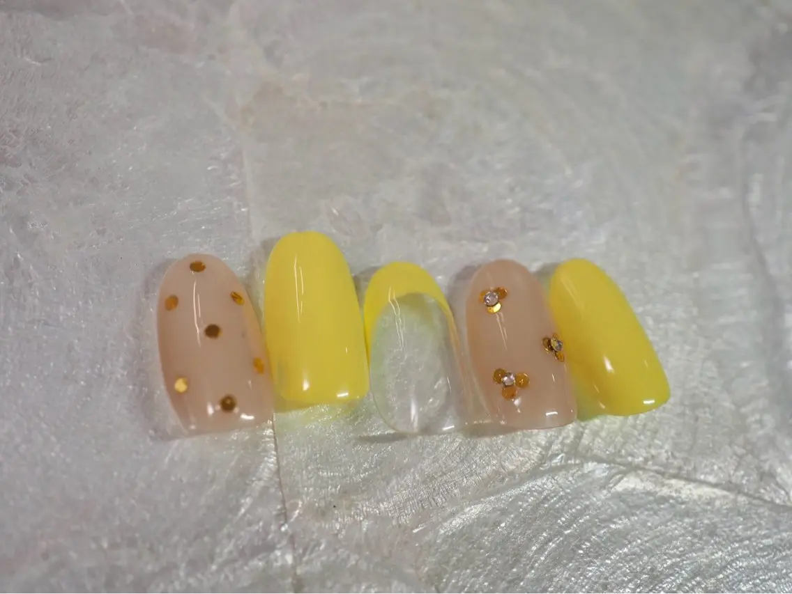 ネイル オーロラネイル フラワーネイル フットネイル フレンチネイル ジェルネイル kiki nail たまプラーザのネイルデザイン