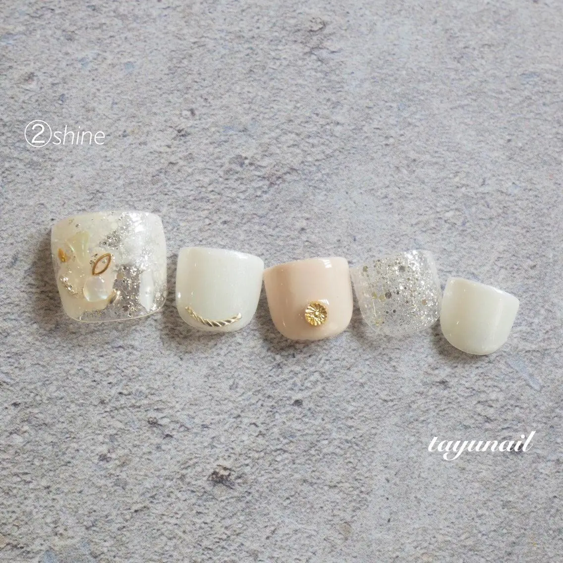 ネイル アートネイル ブルー フットネイル ジェルネイル キラキラネイル フットネイル ネイルサロン 【たゆnail】のネイルデザイン