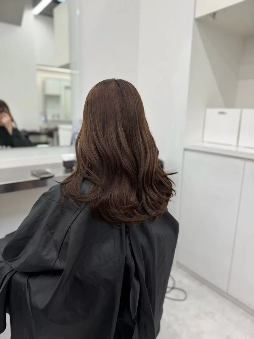 セミロング カラー カット ヘアカラー トリートメント ヘアセット 韓国トレンドカット カラー🤍しゅうじのヘアスタイル