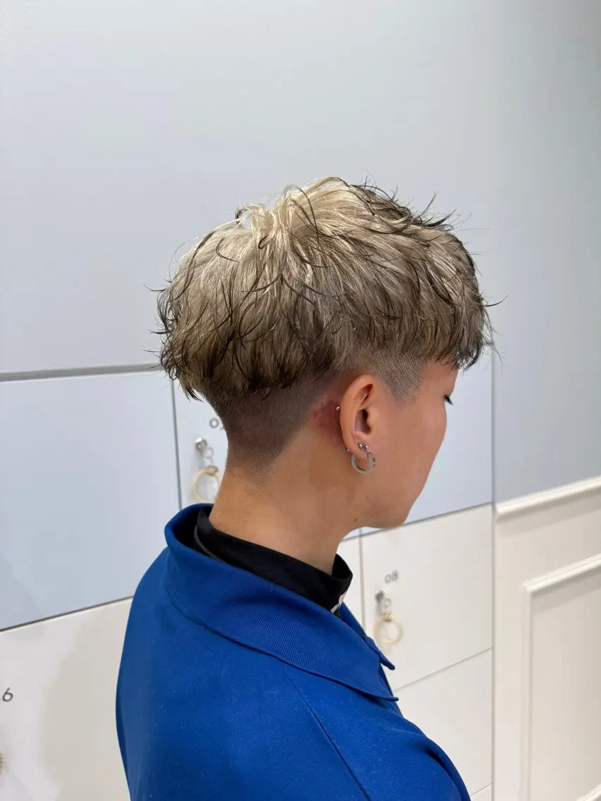 ショート ヘアカラー トリートメント 透明感カラー 松田晃代のヘアスタイル