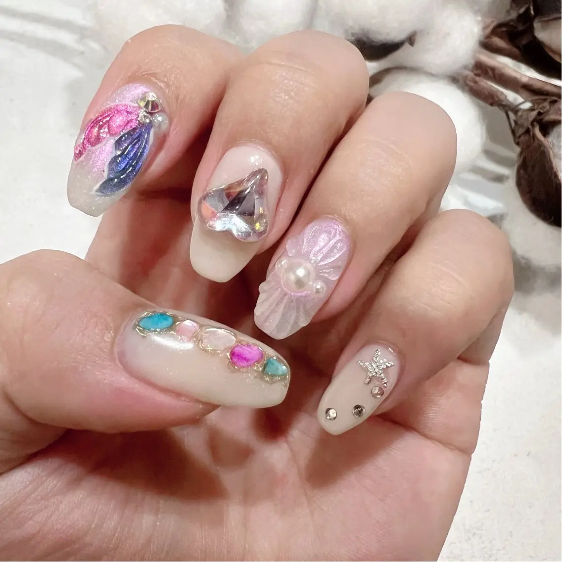 ミディアム ハンドネイル B_Mila 水戸   萬城のネイルデザイン