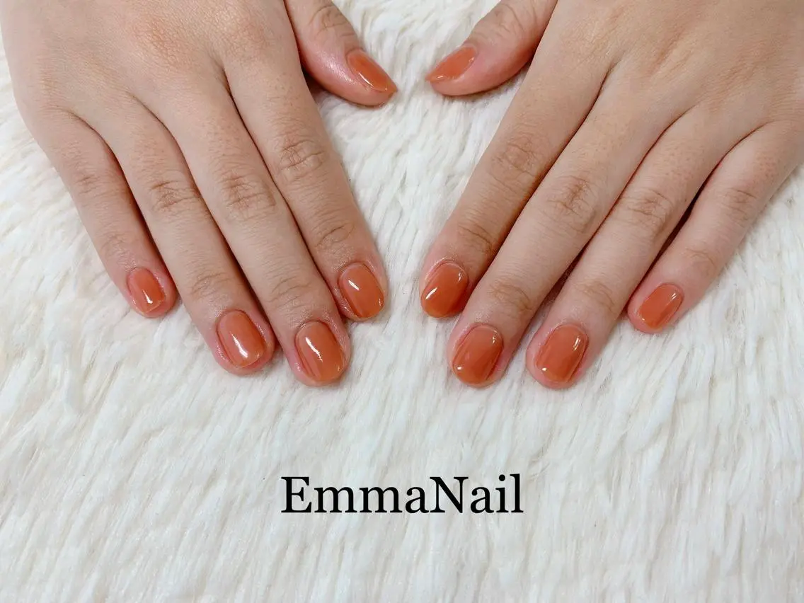 ネイル ジェルネイル ワンカラーネイル ハンドネイル salon EM&A emiのネイルデザイン