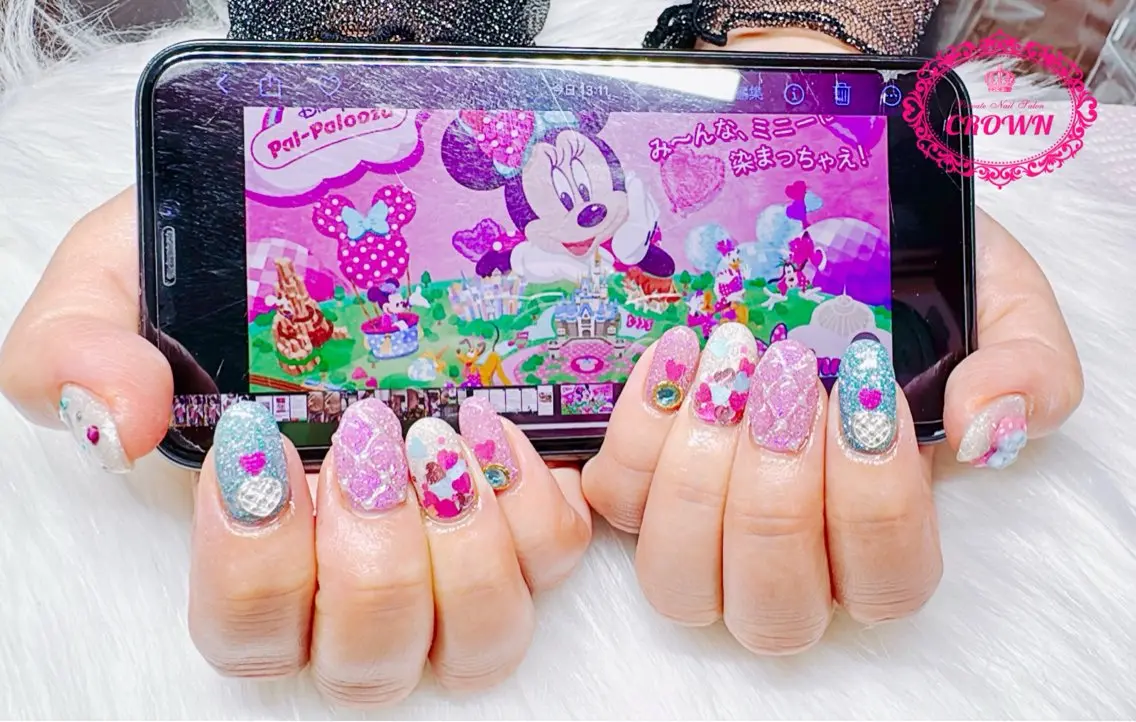 ネイル CROWN プライベートサロンのネイルデザイン