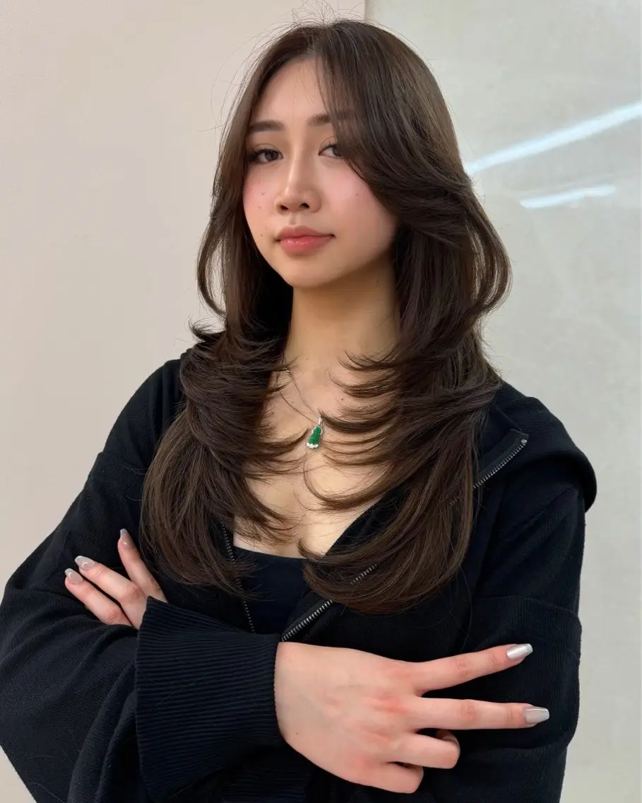 ロング ヘアカラー chihiro / 透明感カラー🫧のヘアスタイル