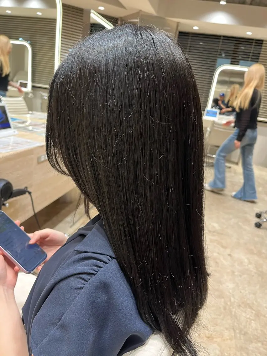 セミロング 荻島 尭のヘアスタイル