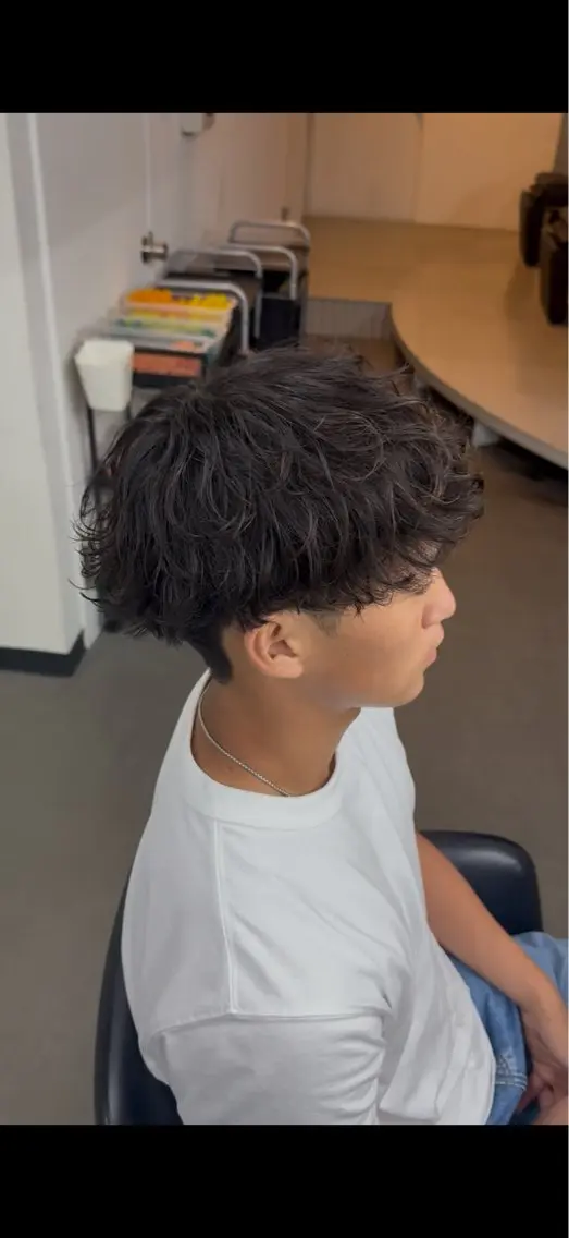 ショート パーマ メンズ パーマ ウチダ🦖 メンズパーマのヘアスタイル