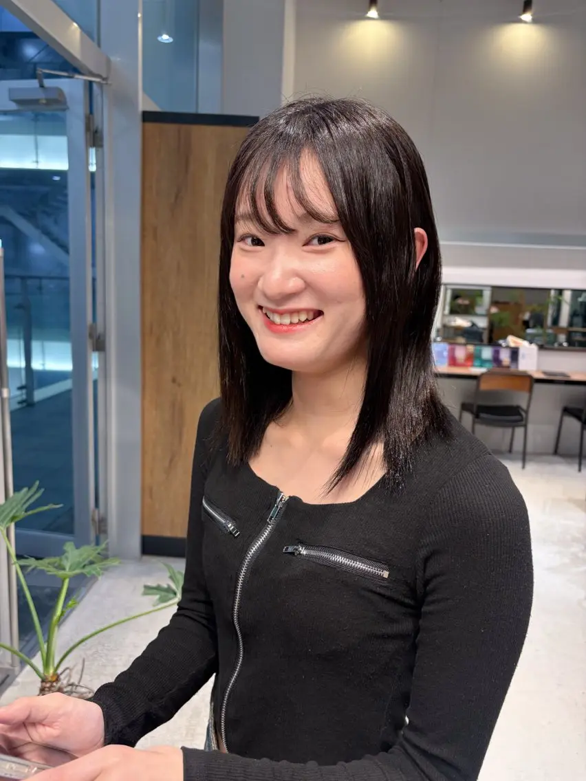 ミディアム カラー ヘアカラー 艶カラー🪽/ 市來心優のヘアスタイル