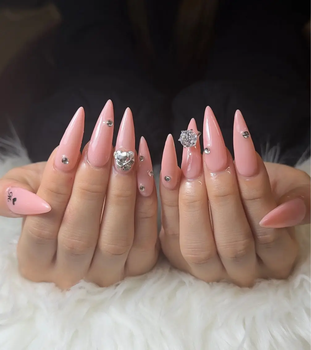ネイル チークネイル フットネイル フレンチネイル グラデーション 韓国ネイル YUKI NAILのネイルデザイン