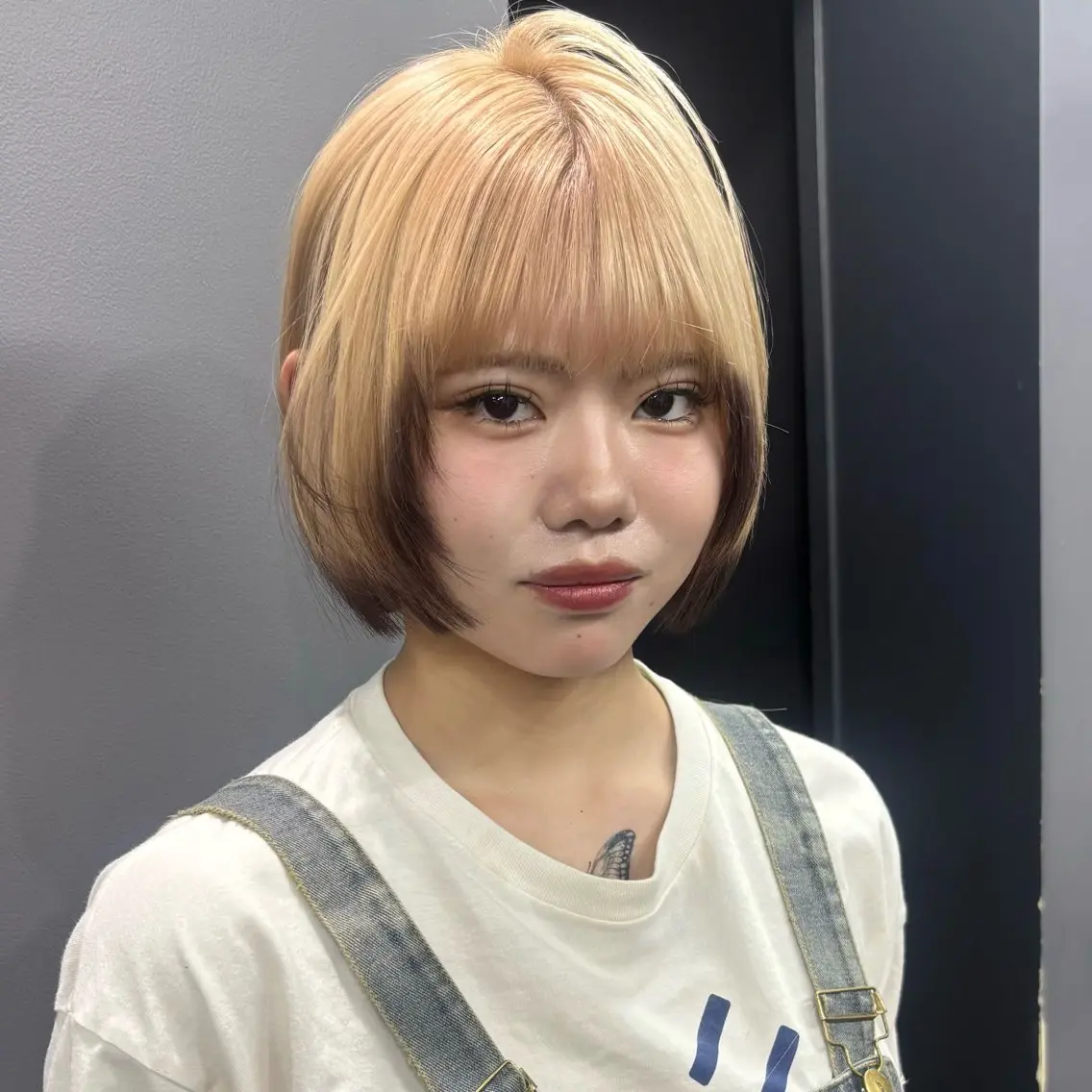 ショート カラー ヘアカラー iZa/心斎橋 TETE/カラーのヘアスタイル