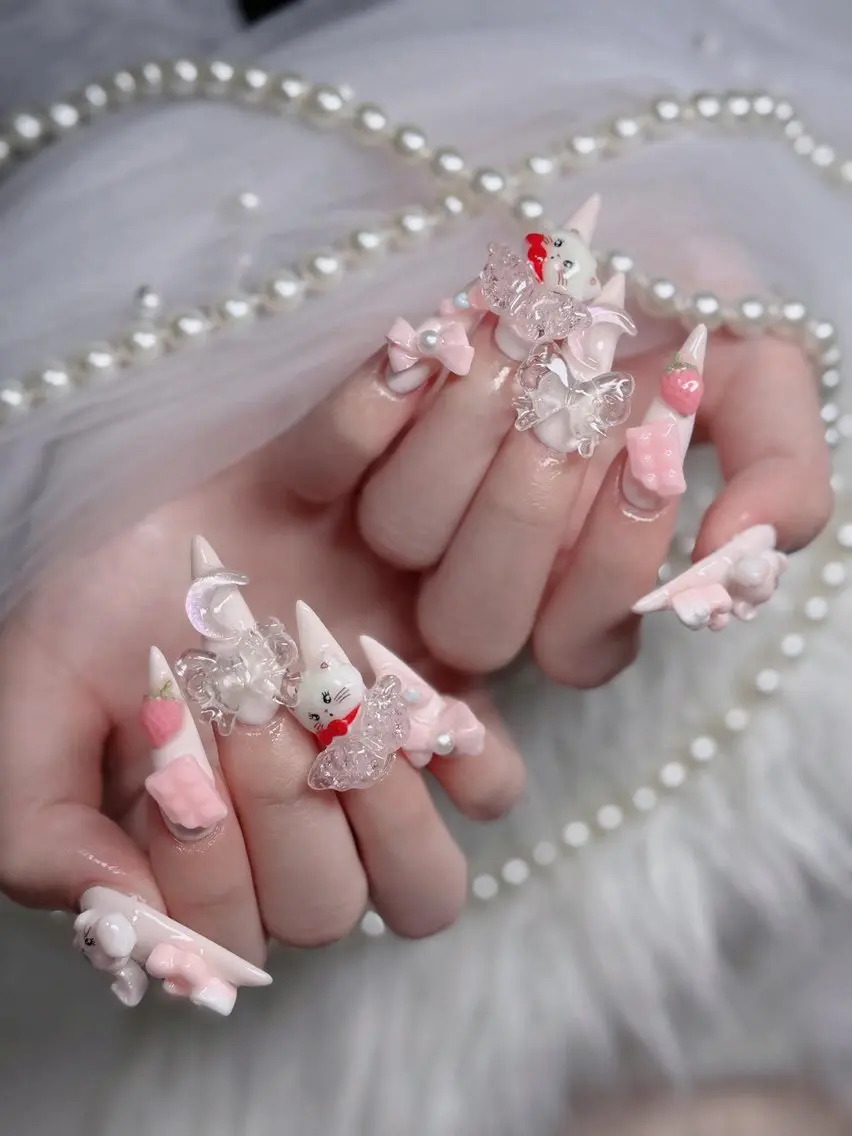 ネイル アートネイル ボルドー フレンチネイル ジェルネイル 氷ネイル・うるうるネイル Julie NailSalonのネイルデザイン