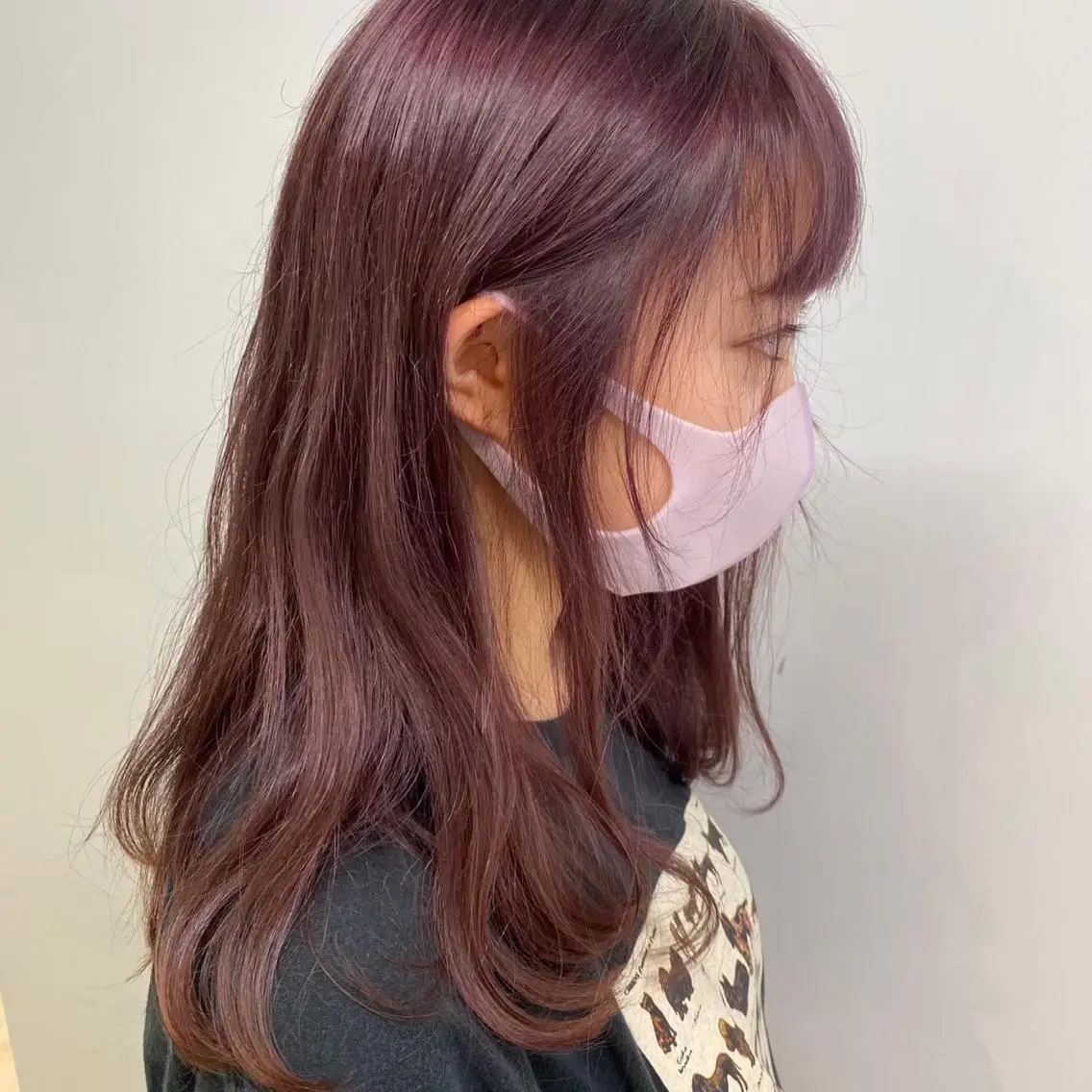 セミロング カラー ヘアアレンジ ダブルカラー インナーカラー 髪質改善 トリートメント 酸熱トリートメント 韓国ヘア指名率 No. 1小堀京介のヘアスタイル