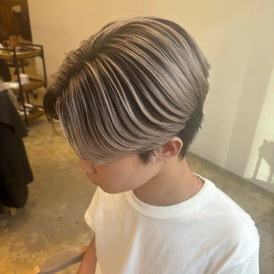 カラー メンズ バレイヤージュ特化 三宅陸斗のヘアスタイル