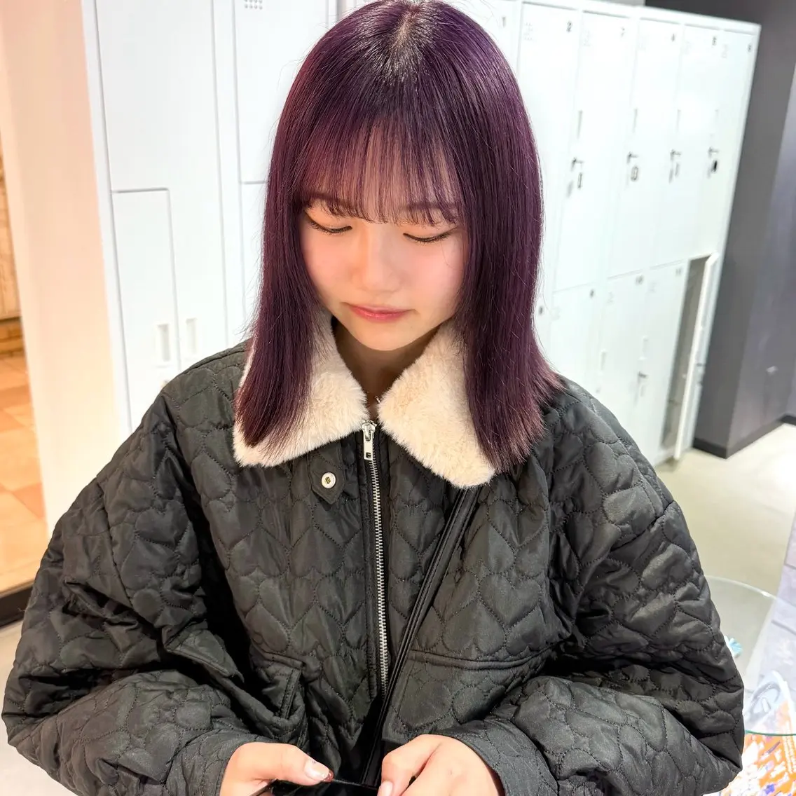 ミディアム カラー ブリーチ ケアブリーチ ラベンダーカラー ラベンダーピンク ピンクカラー ヘアカラー トリートメント 🎀ミルクティー/暖 色×レイヤー/マリアのヘアスタイル