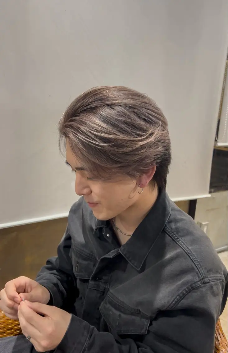 ショート メンズ ヘアカラー トリートメント 海外デザイン🇺🇸 石渡諒太のヘアスタイル