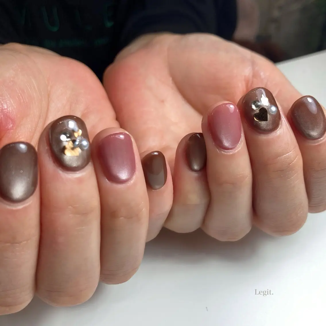 ネイル バレンタイン Legit nail salonのネイルデザイン