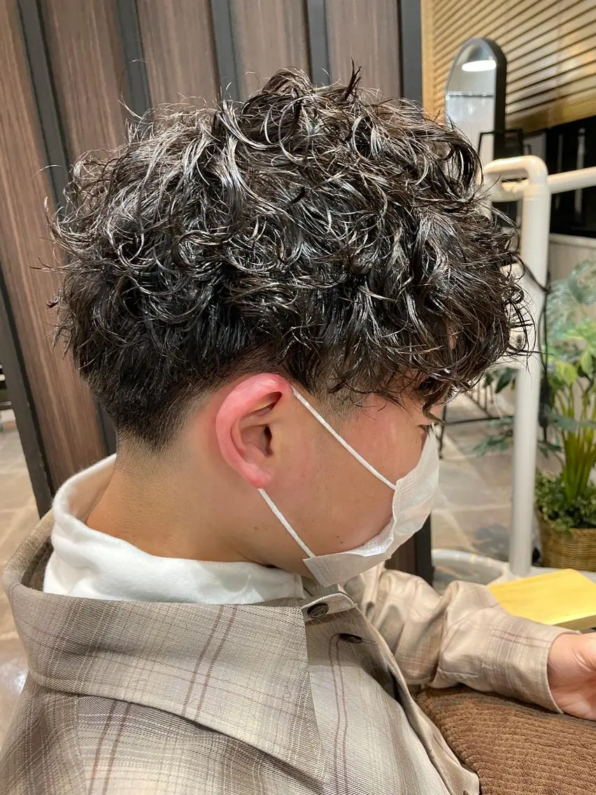 【🙆♂️メンズ限定🙆♂️】カット✂️+カーリーパーマ🦱の写真