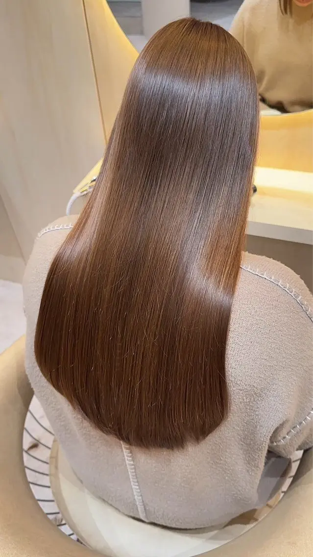 ロング カット ヘアカラー 縮毛矯正 トリートメント 浅井 寛十朗のヘアスタイル