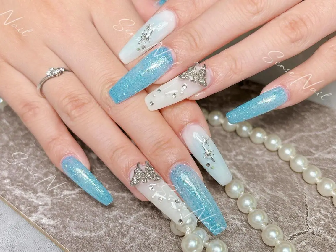 ネイル ハンドネイル 🦋Yumiio 🦋のネイルデザイン