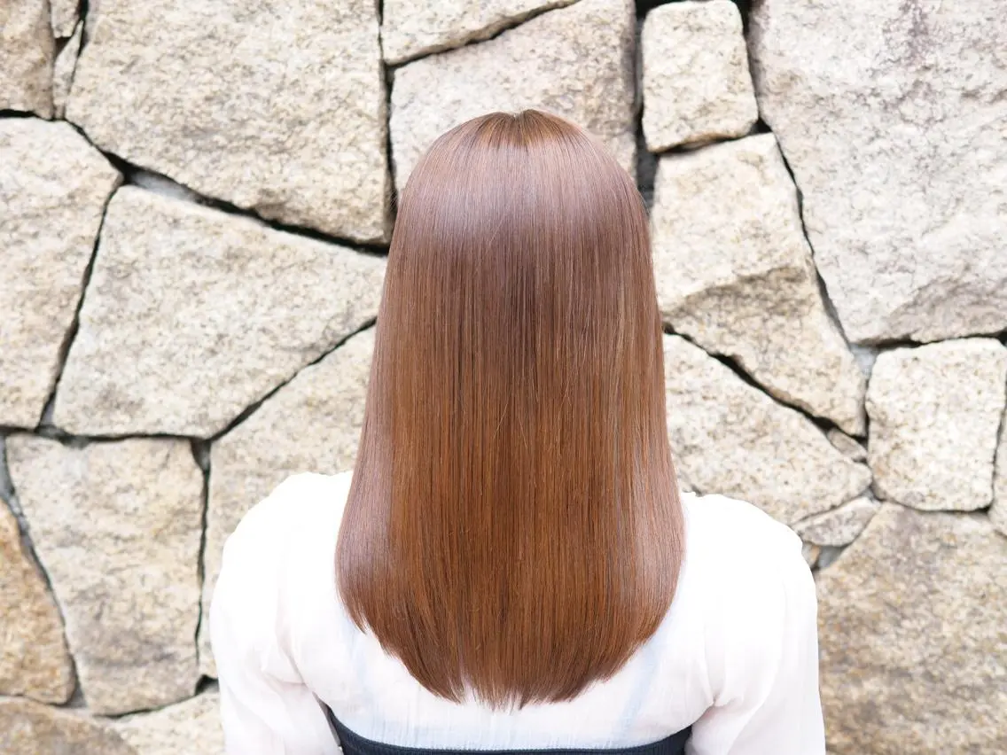 セミロング kawakita yoshinoriのヘアスタイル