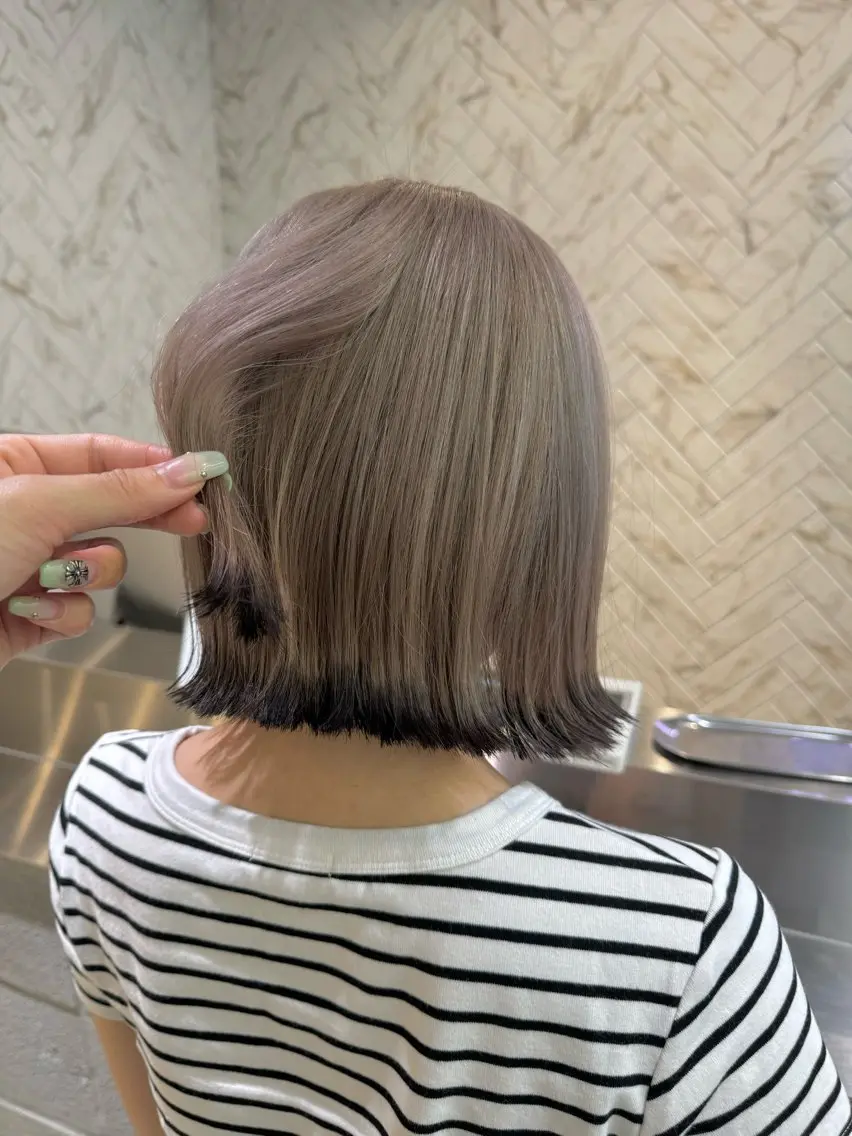 ショート カラー ヘアカラー トリートメント 店長　MANAMI ／ブリーチ／骨格ボブのヘアスタイル