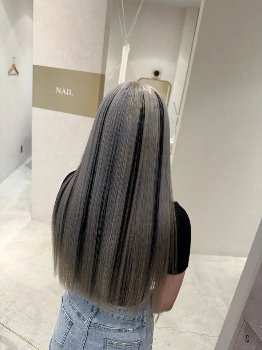 ロング カラー ダブルカラー エクステ ヘアカラー 馬場 美咲のヘアスタイル