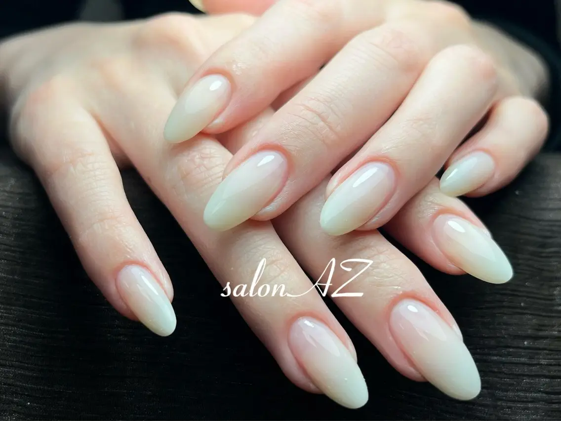 ネイル アートネイル 長さ出し フットネイル フレンチネイル ジェルネイル salon AZのネイルデザイン
