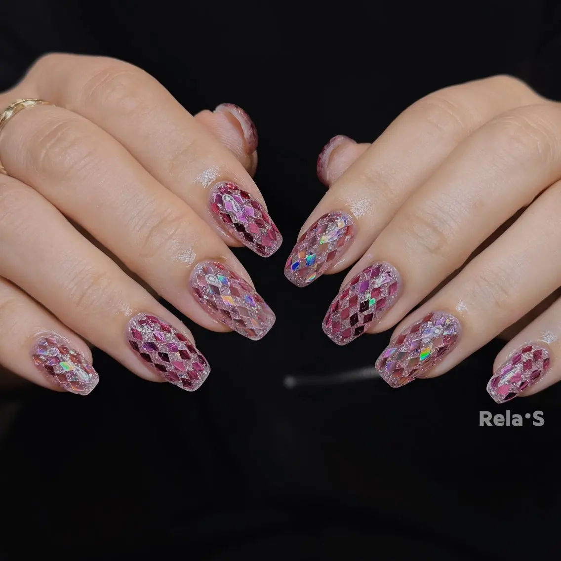 ネイル オーロラネイル 長さ出し フレンチネイル ジェルネイル ガラスフレンチ ハンドネイル Rela・S NAILのネイルデザイン