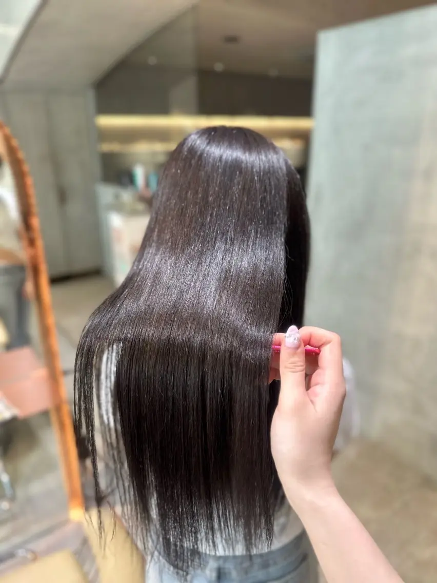 ロング カラー 縮毛矯正Rina🩶 銀座のヘアスタイル