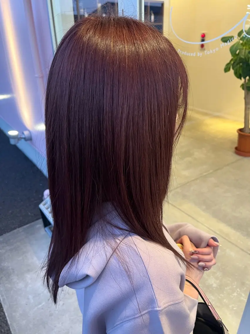 セミロング 艶カラー⏳ブリーチ Natsukiのヘアスタイル