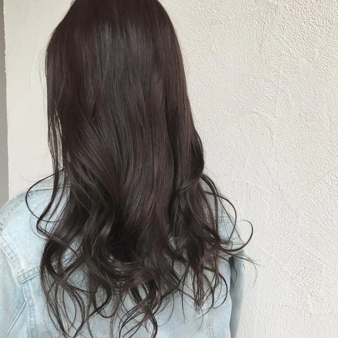 カラー 山下 襟華のヘアスタイル