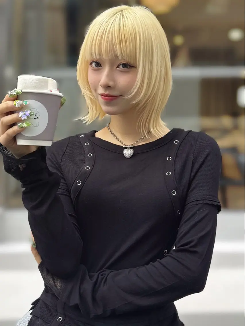 ショート カラー 切りっぱなしボブ ベージュカラー ブリーチ ブロンド ケアブリーチ カット ヘアカラー 💎透明感カラー特化 💎TAISEIのヘアスタイル