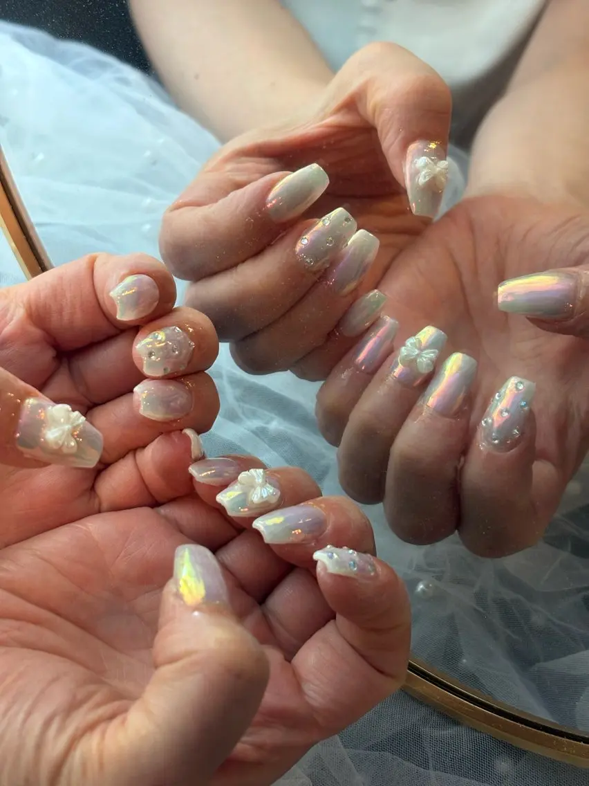 ネイル ハンドネイル フットネイル ✴︎ Delightのネイルデザイン