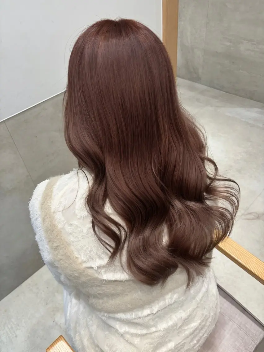 ロング カラー パーマ ヘアアレンジ ベージュカラー 透明感カラー 韓国風ヘア レイヤーカット カット ヘアカラー 中顔面短縮カット🪽 レイヤー🥀コウヘイのヘアスタイル