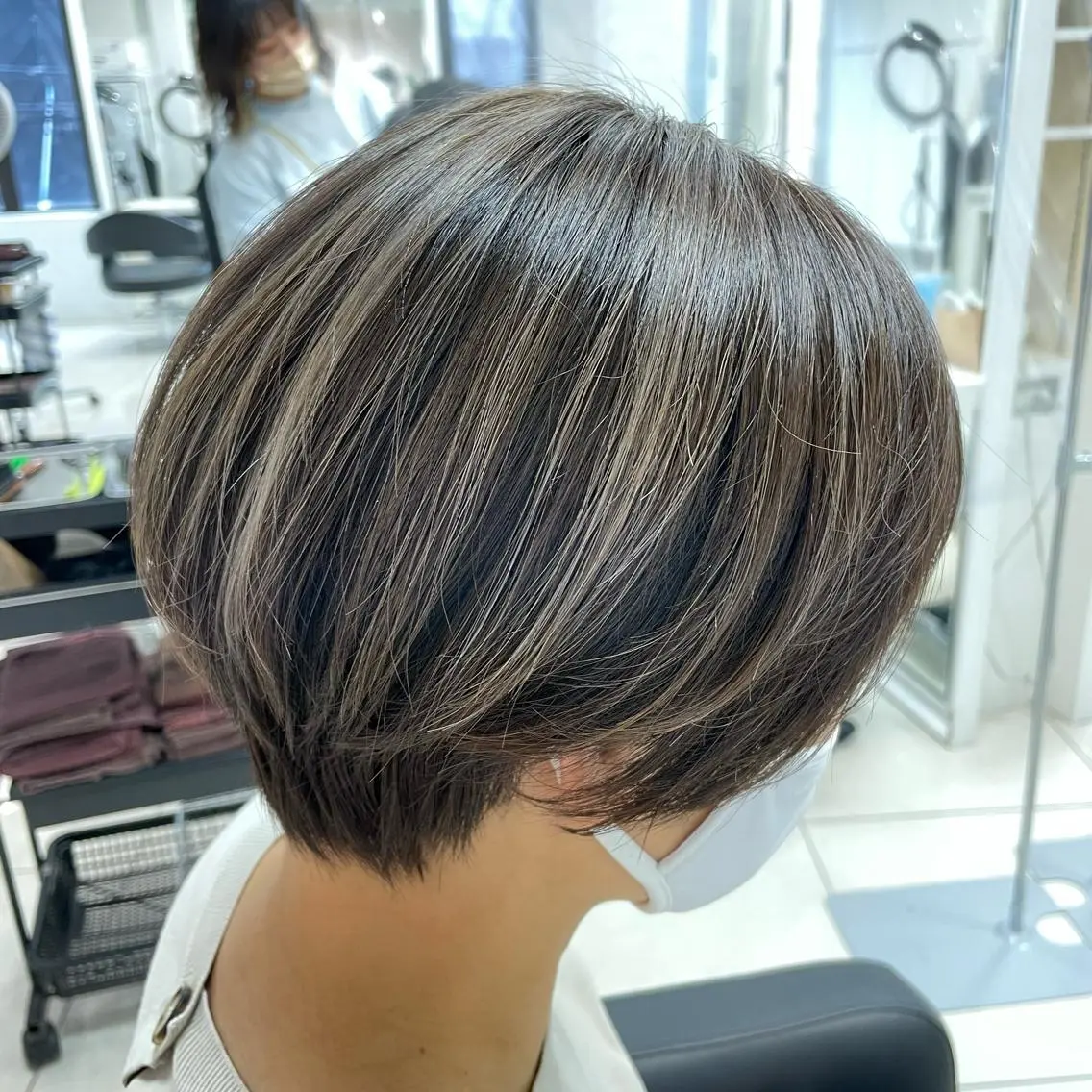 ショート カラー ブリーチ ケアブリーチ ハイライトカラー イルミナカラー ハイライト 【髪質改善】 kasumi🌷🌷のヘアスタイル