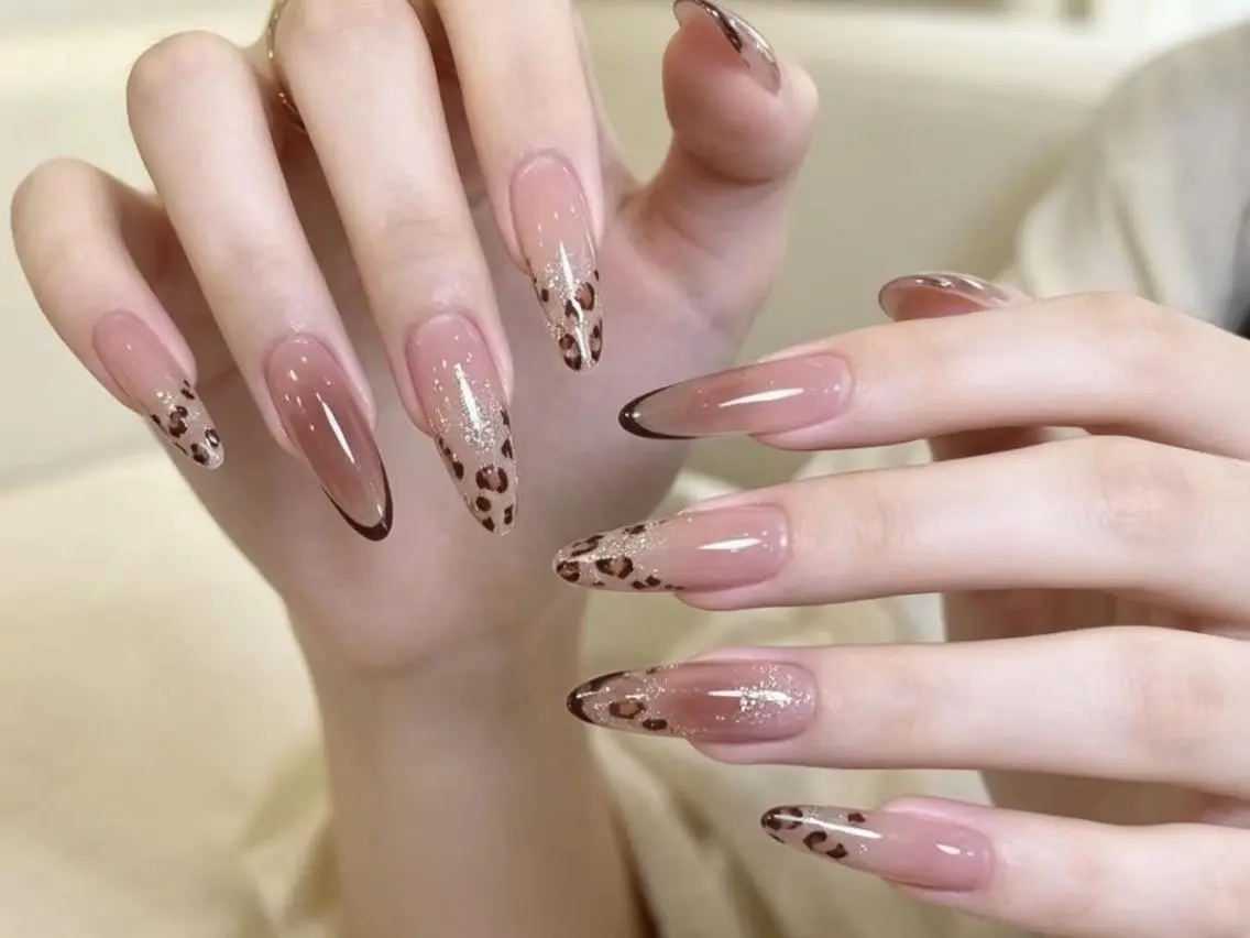 ネイル MoonNail ハヤカワのネイルデザイン